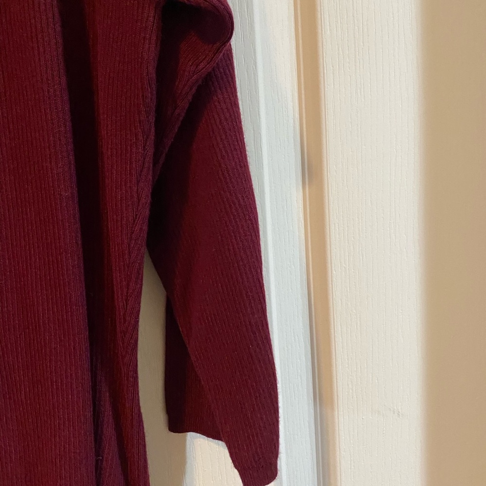 Sweater - Picture 3 of 3